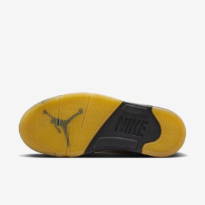 A-Ma-Maniere-X-Air-Jordan-5-SP-Dawn2.jpg