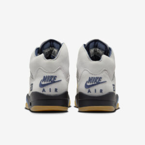 A-Ma-Maniere-X-Air-Jordan-5-SP-Dawn6.jpg