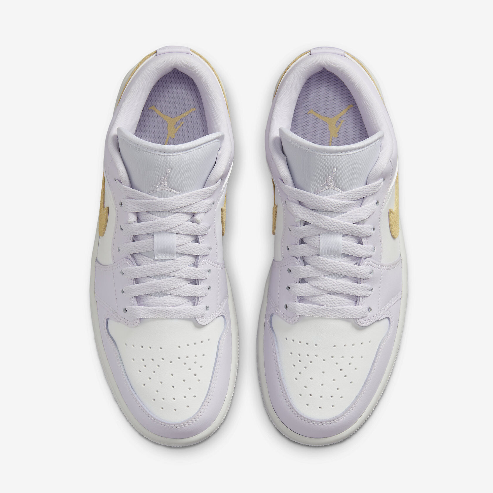 Air-Jordan-1-Low-Barely-Grape4.jpg