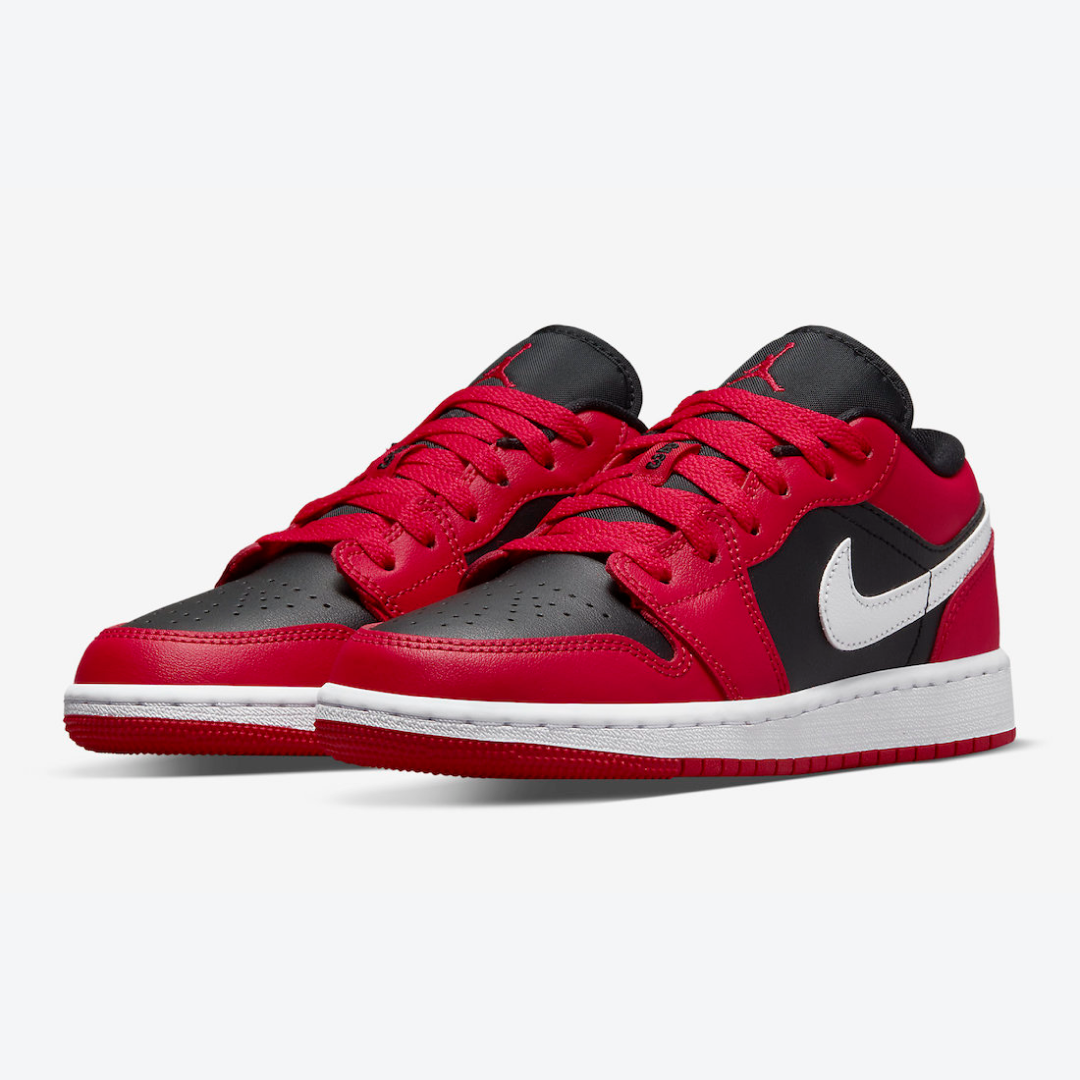 Air-Jordan-1-Low-Black-Very-Berry-GS3.png