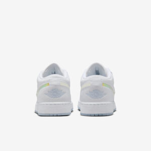 Air-Jordan-1-Low-Glitter-Swoosh6.jpg