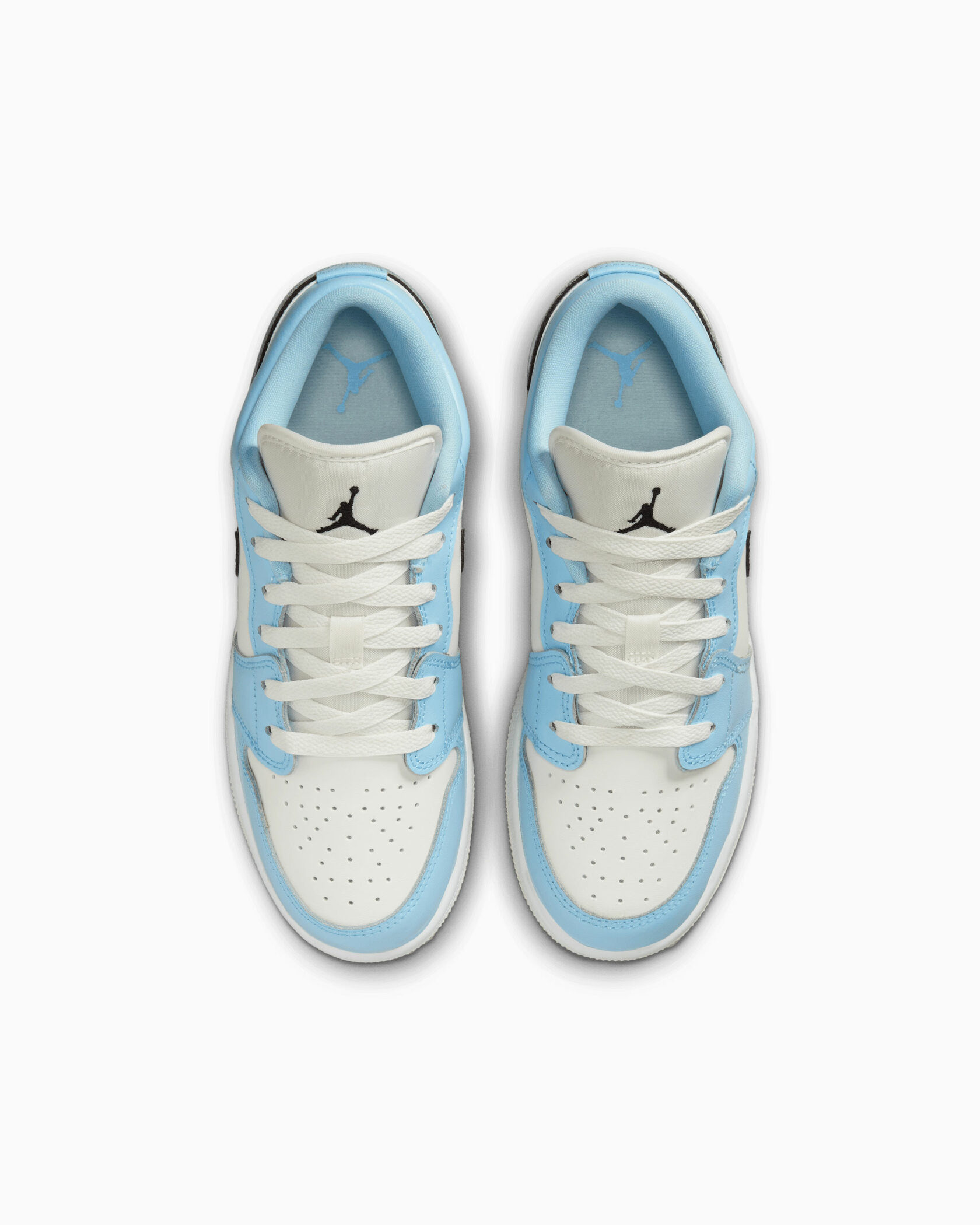 Air-Jordan-1-Low-Ice-BLue-GS3.jpg