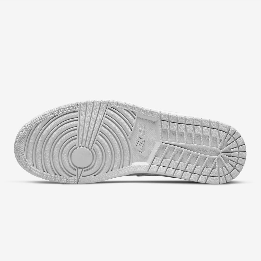 Air-Jordan-1-Low-Inside-Out4.png