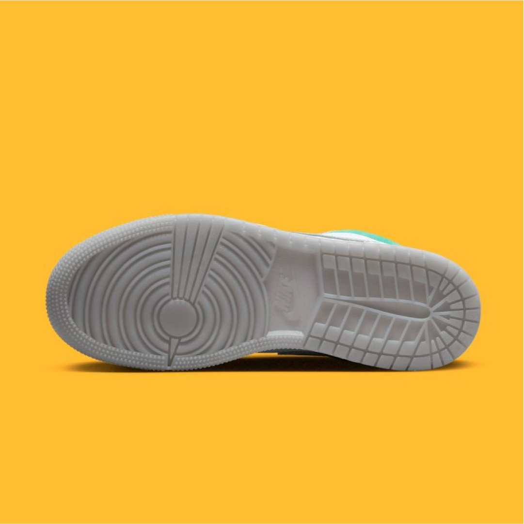 Air-Jordan-1-Low-New-Emerald3.png