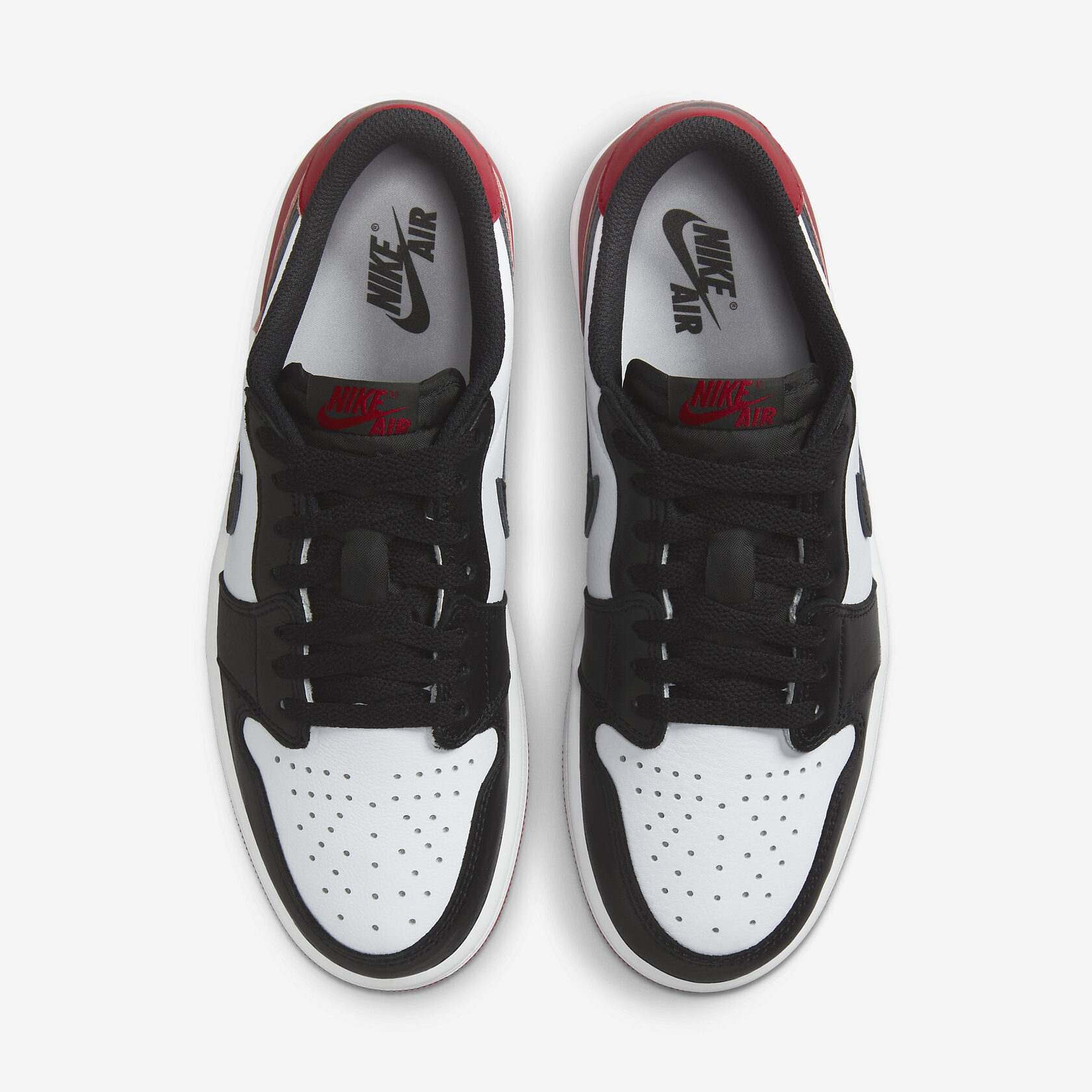 Air-Jordan-1-Low-OG-Black-Toe4.jpg