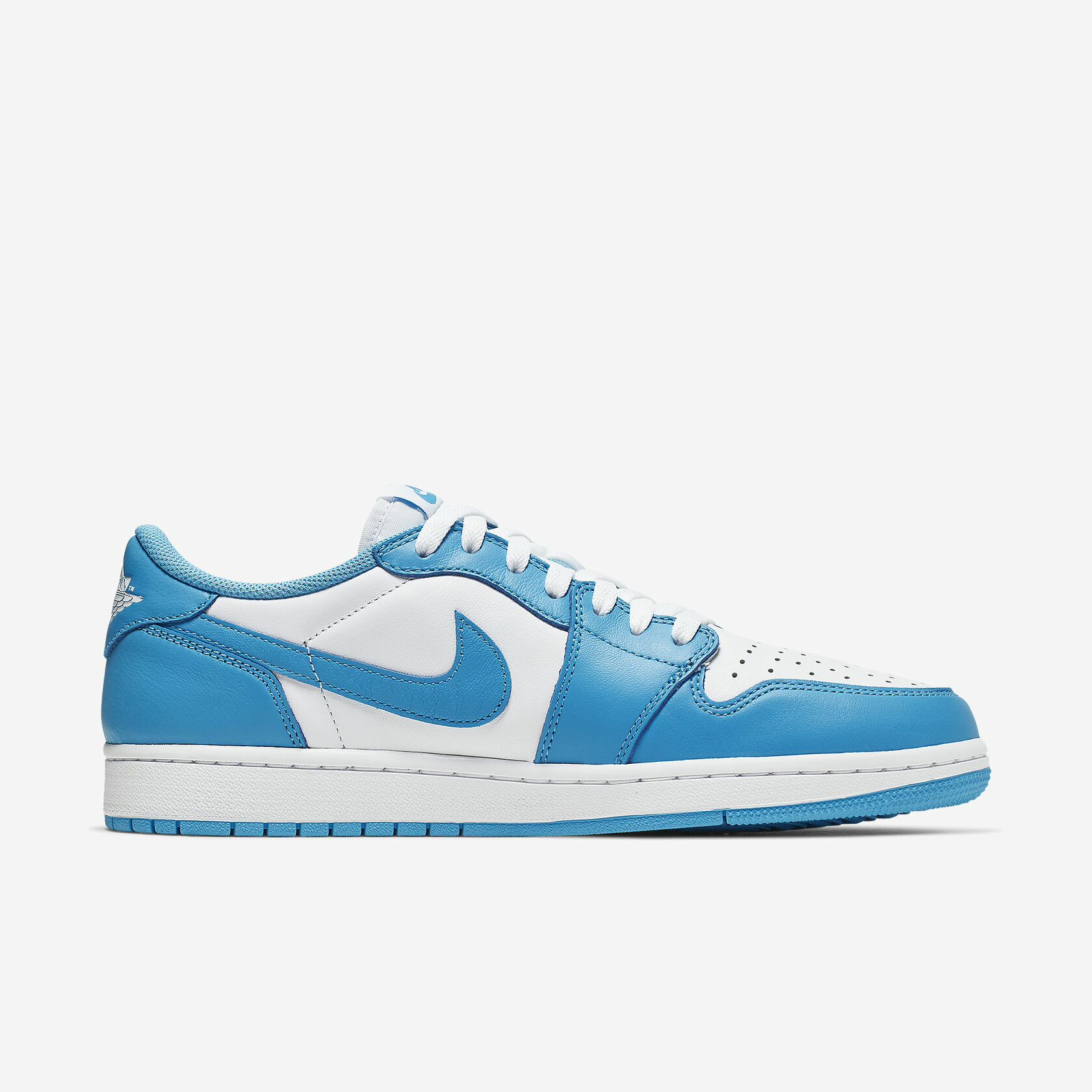 Air-Jordan-1-Low-SB-University-Blue3.jpg