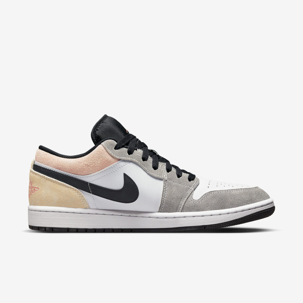 Air-Jordan-1-Low-SE-Flight-Club3.jpg