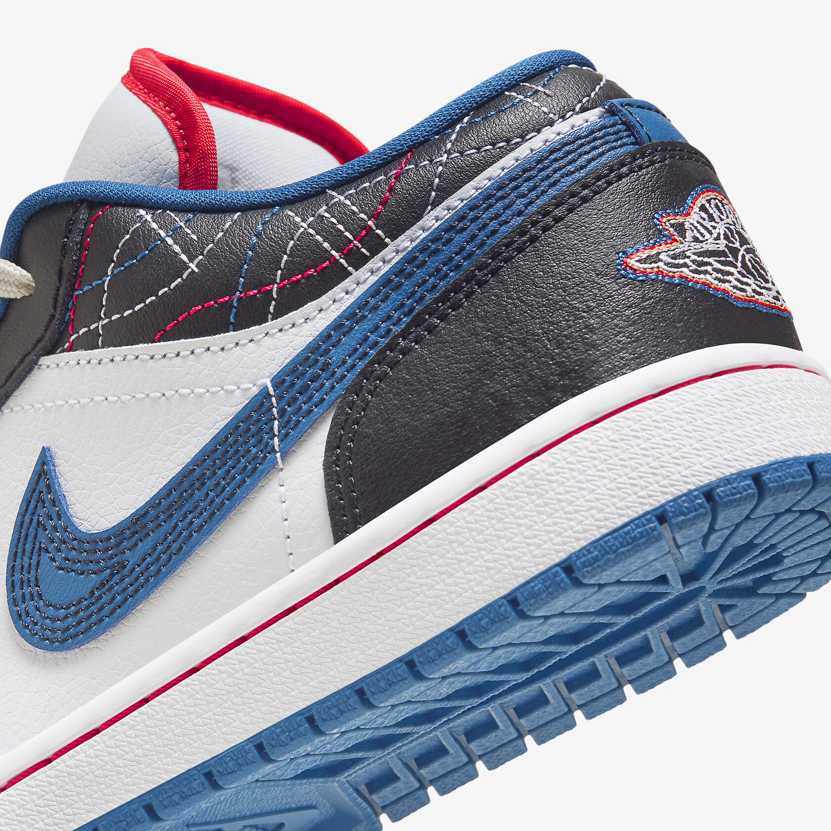 Air-Jordan-1-Low-SE-Industrial-Blue-Sashiko8.jpg