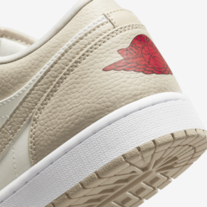 Air-Jordan-1-Low-SE-Sail-Rattan8.png