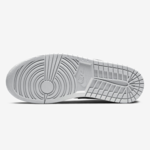 Air-Jordan-1-Low-Shadow-Toe6.png