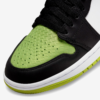 Air-Jordan-1-Low-Snakeskin-Vivid-Green-W7.png