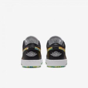 Air-Jordan-1-Low-Tie-Dye-GS3.jpg