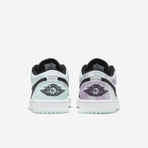 Air-Jordan-1-Low-Tie-Dye5.jpeg