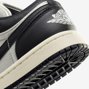 Air-Jordan-1-Low-Vintage-Panda8.jpg
