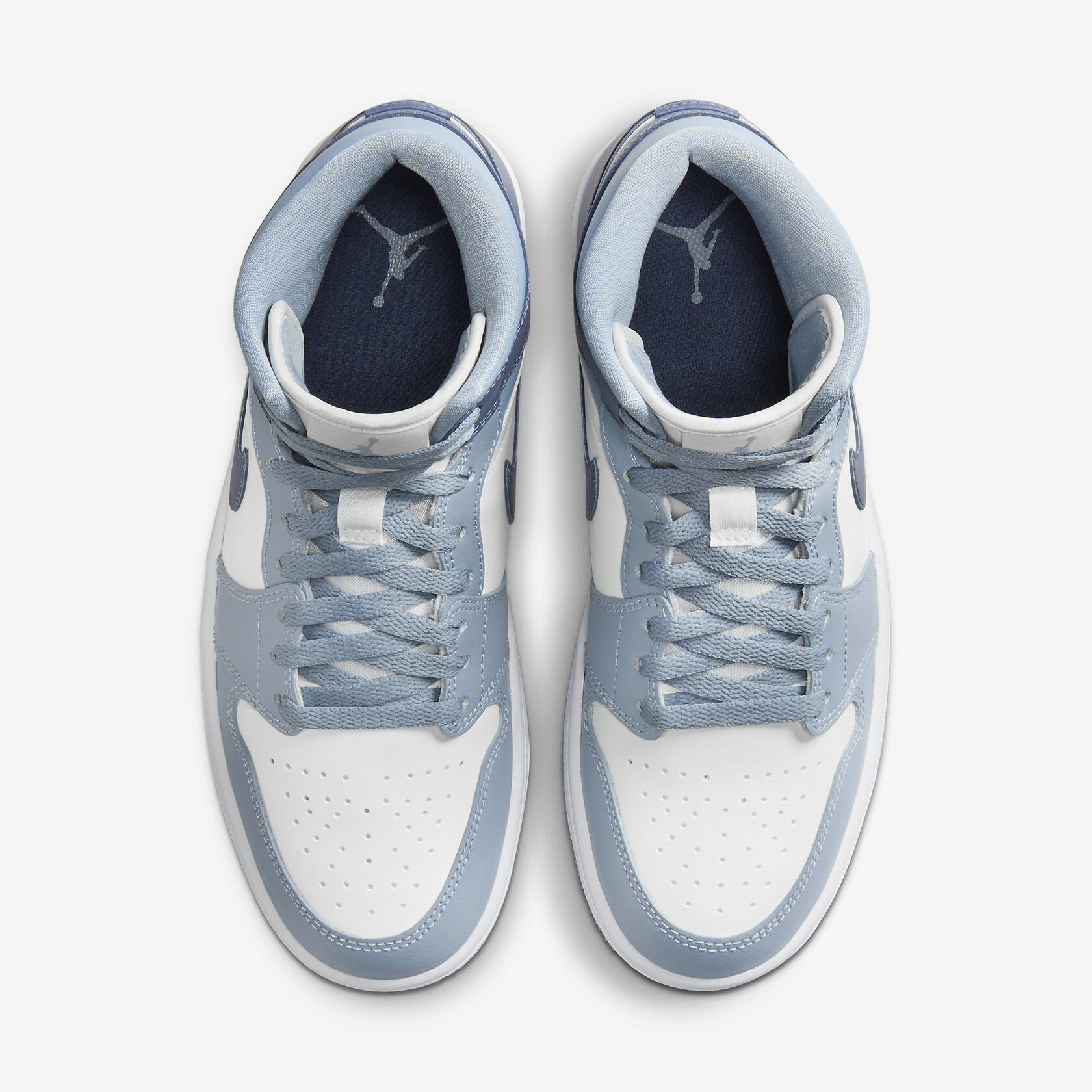 Air-Jordan-1-Mid-Blue-W4.jpg
