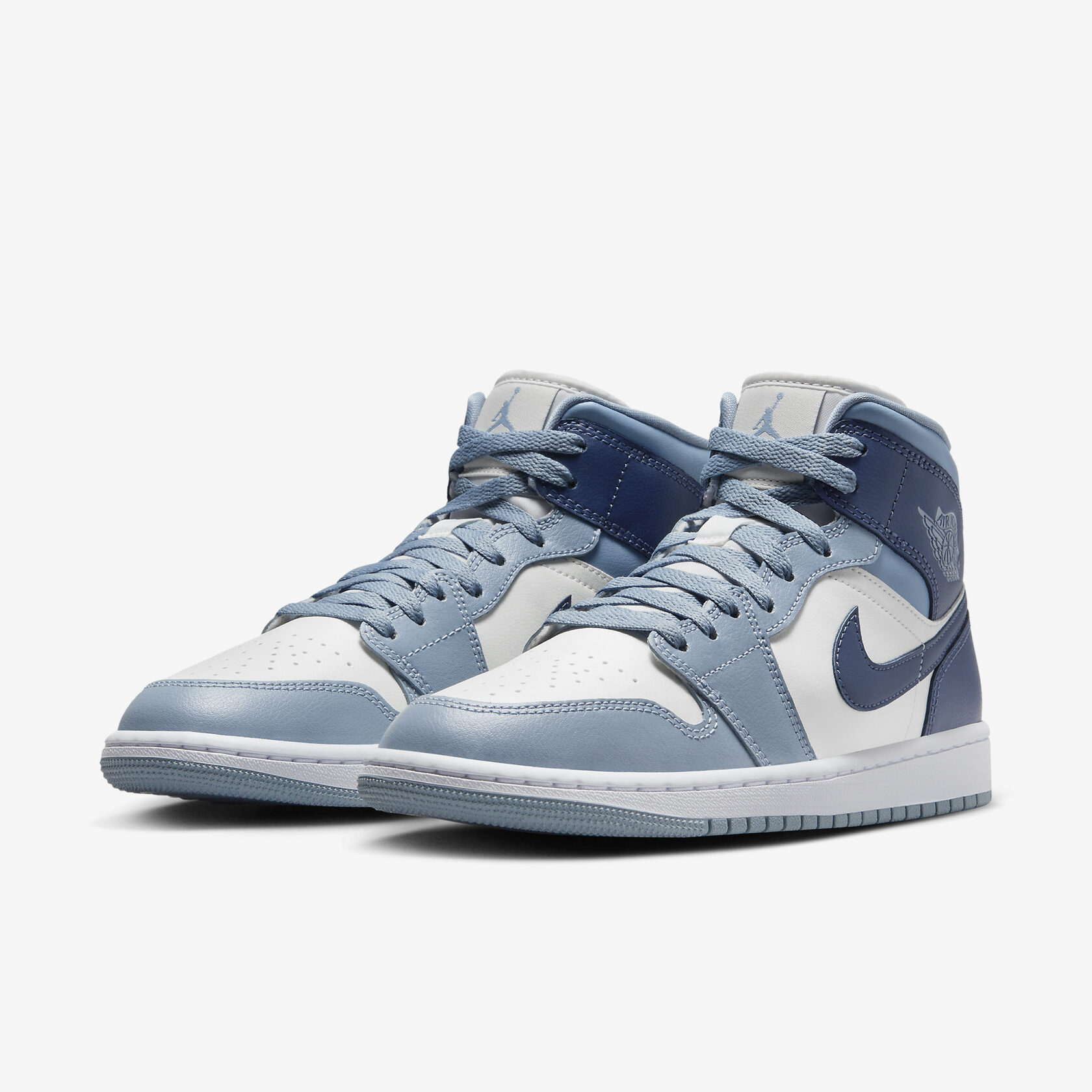 Air-Jordan-1-Mid-Blue-W5.jpg