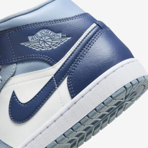 Air-Jordan-1-Mid-Blue-W8.jpg