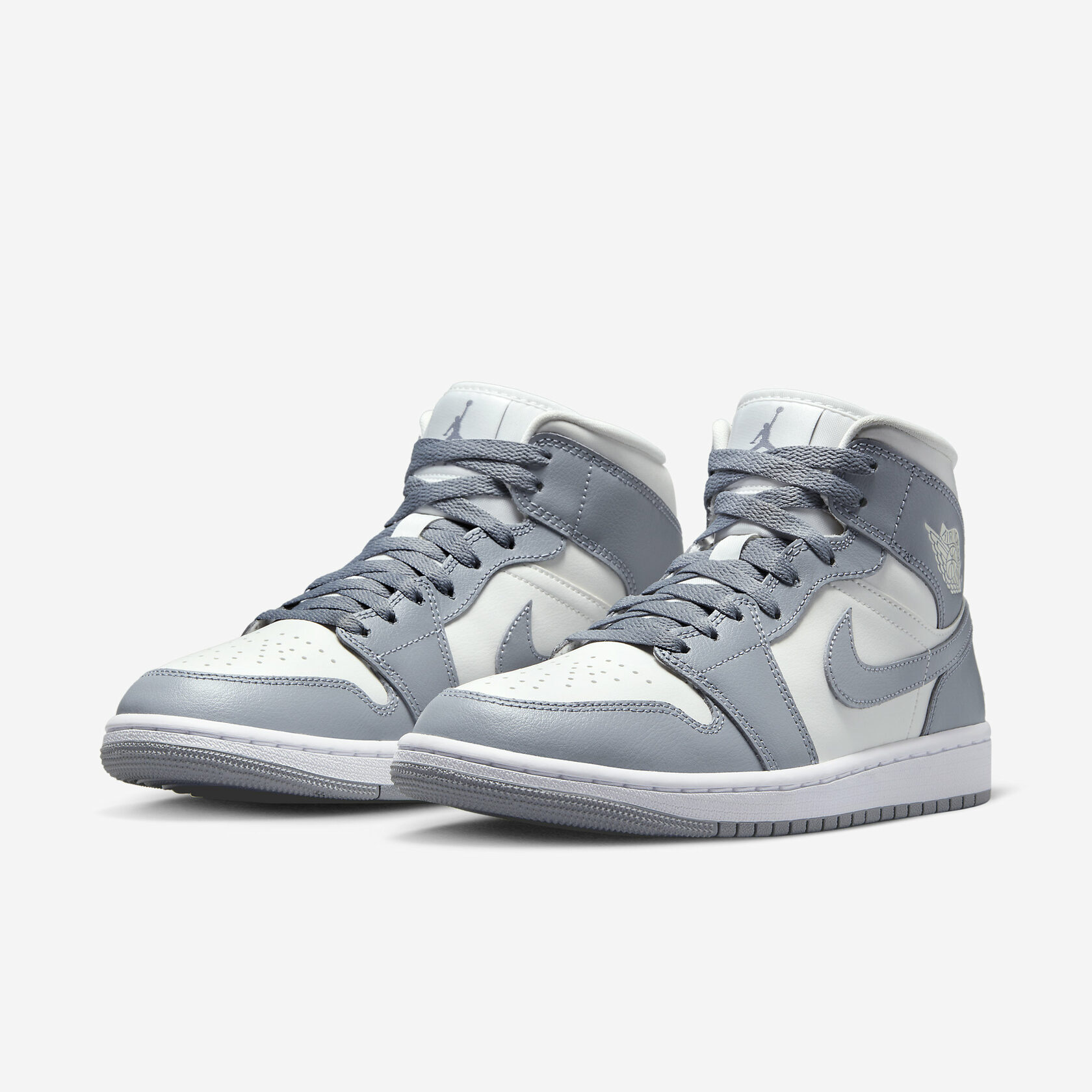 Air-Jordan-1-Mid-Grey-Sail5.jpeg