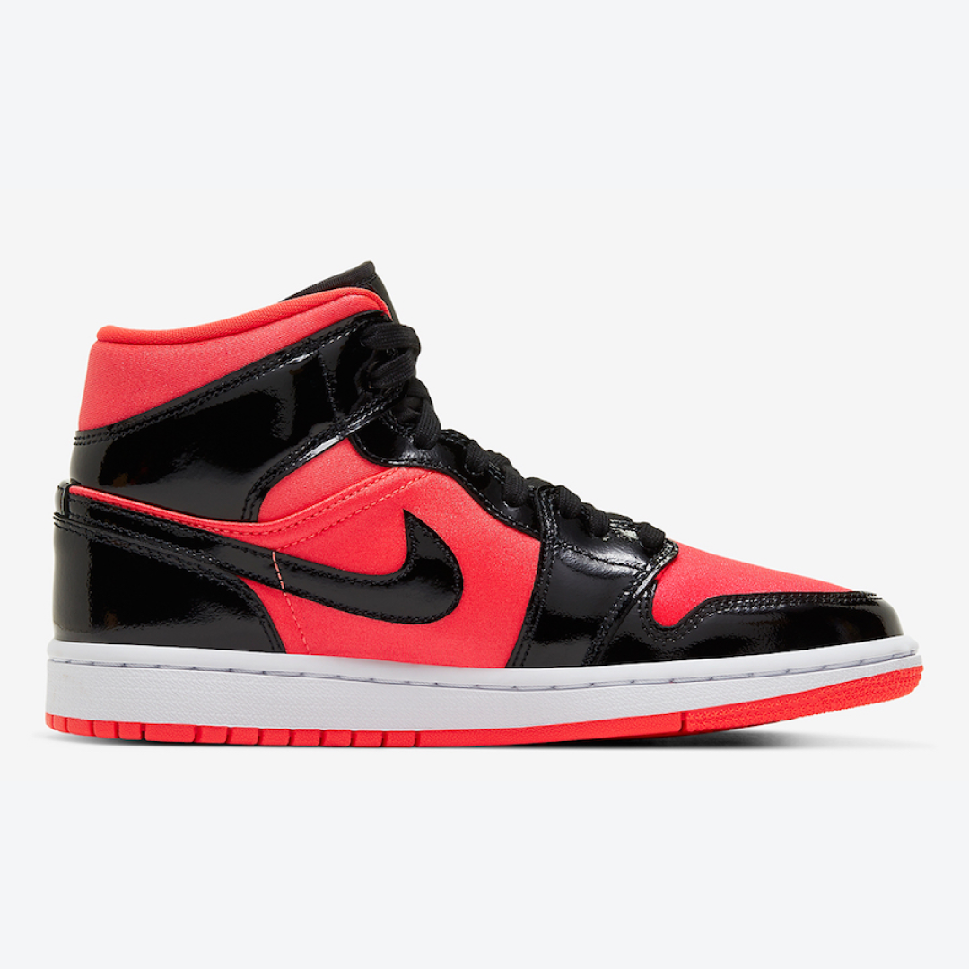 Air-Jordan-1-Mid-Hot-Punch-W2.png