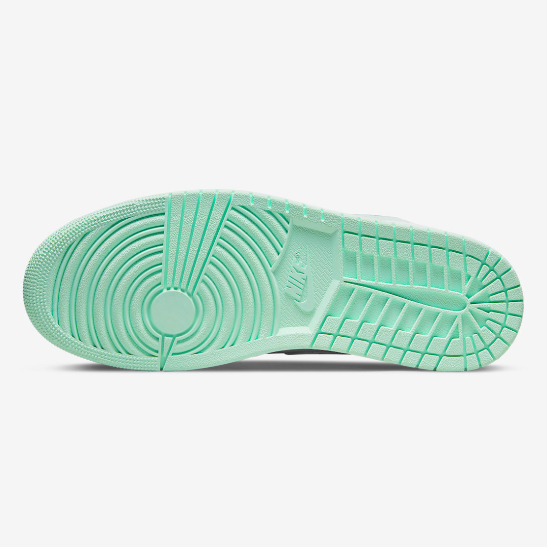 Air-Jordan-1-Mid-Mystic-Mint3.png
