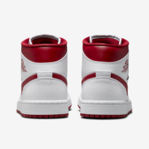 Air-Jordan-1-Mid-Reverse-Chicago-W7.png