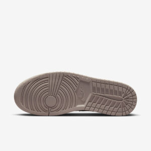 Air-Jordan-1-Mid-SE-Craft-Taupe-Haze2.jpg