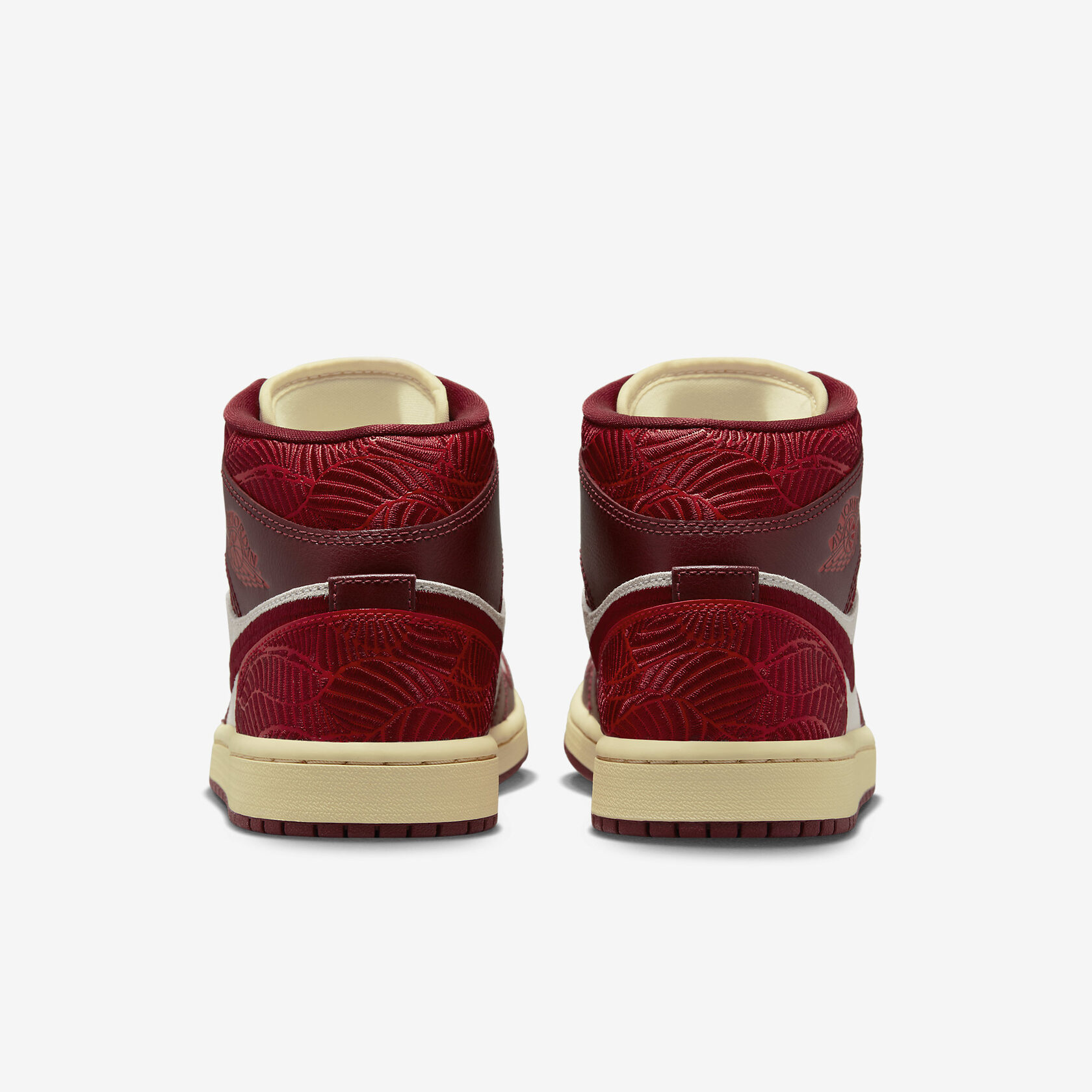 Air-Jordan-1-Mid-SE-Tiki-Leaf-Team-Red4.jpg