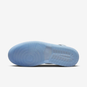 Air-Jordan-1-Mid-SE-White-Ice-Blue2.jpg