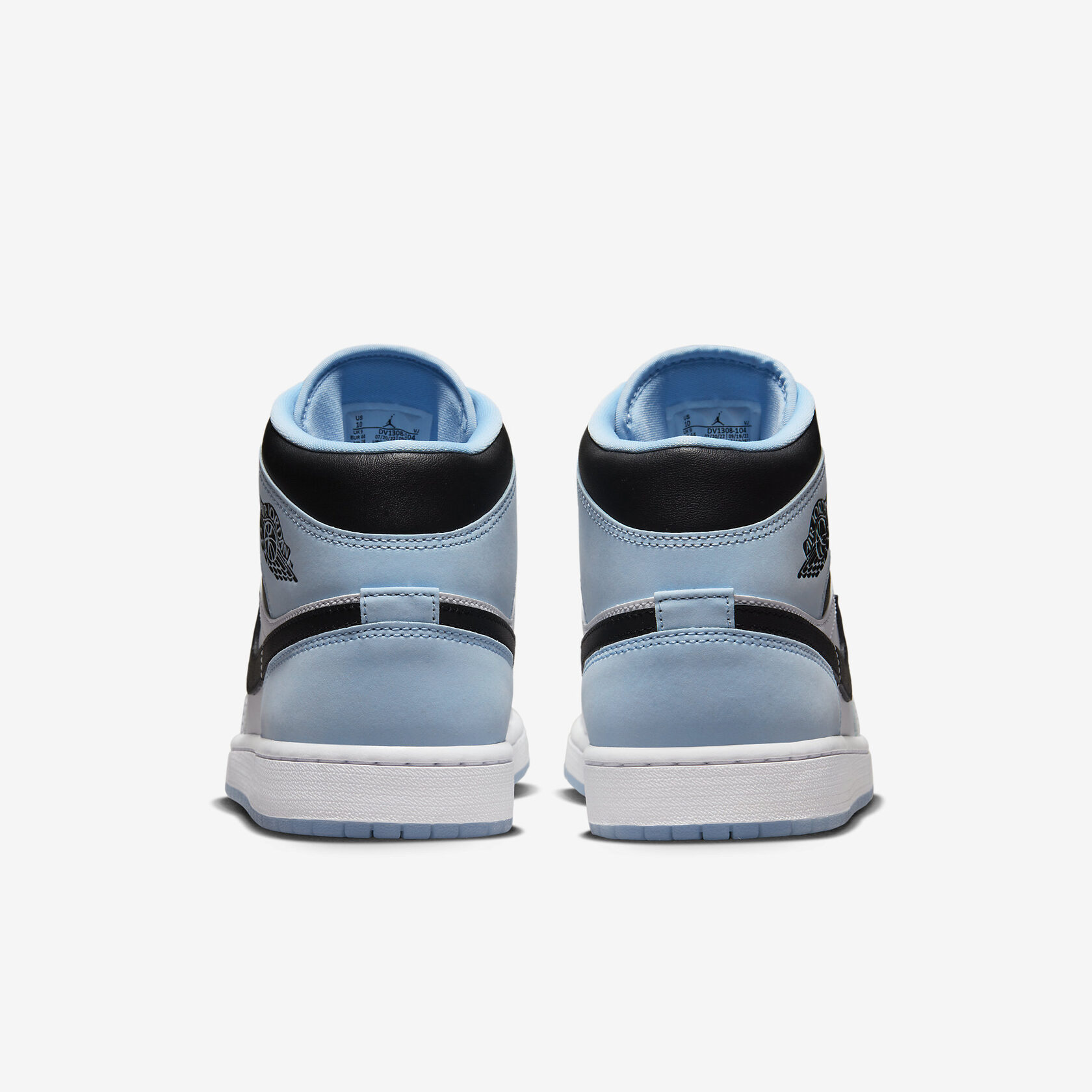Air-Jordan-1-Mid-SE-White-Ice-Blue6.jpg