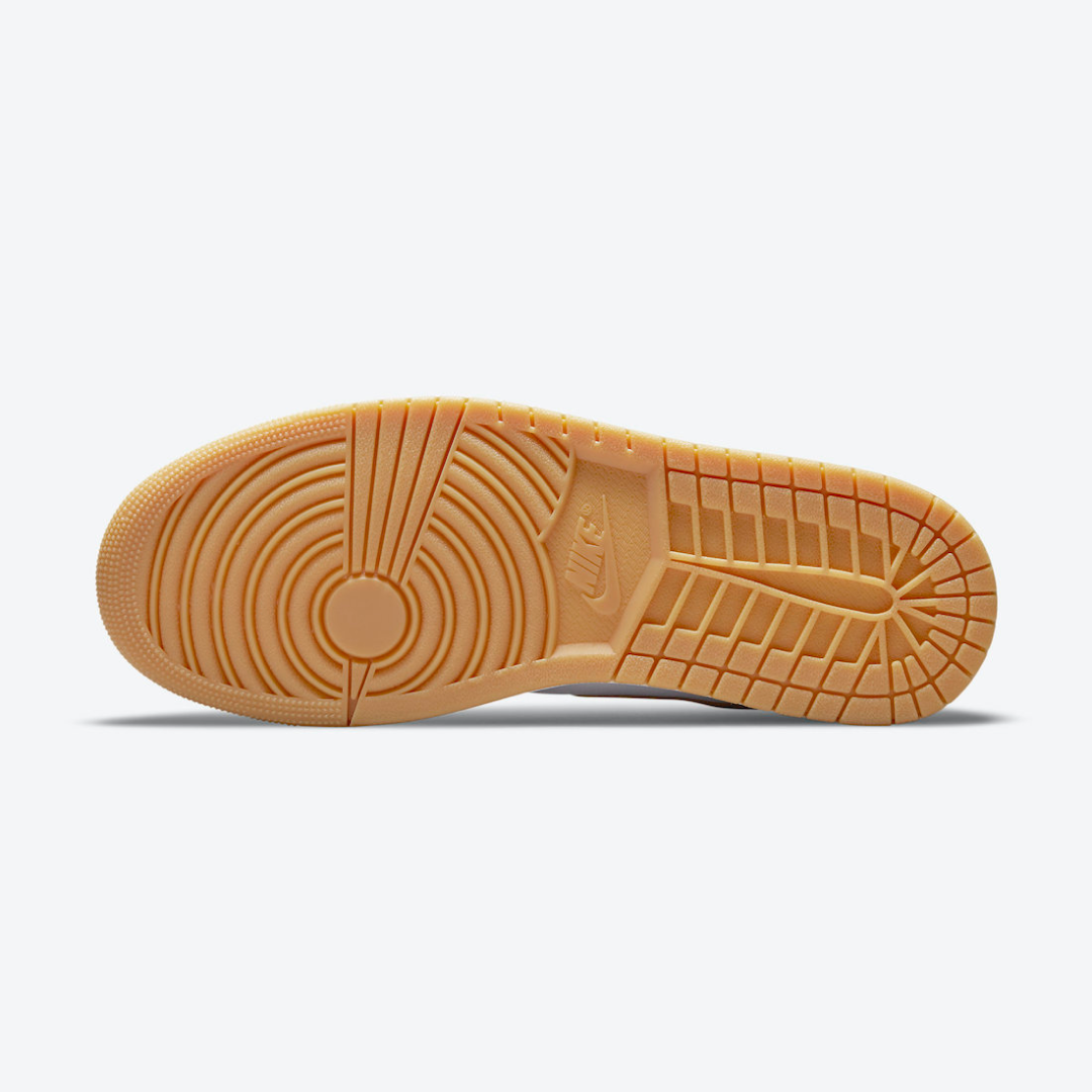 Air-Jordan-1-Mid-Tan-Gum6.png