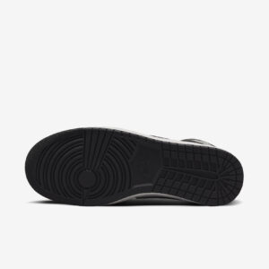 Air-Jordan-1-Retro-High-85-Black-White2.jpg