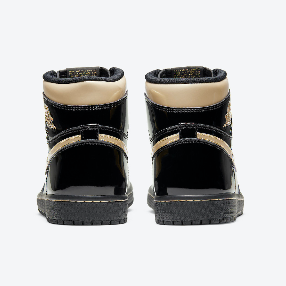Air-Jordan-1-Retro-High-OG-Black-Metallic-Gold5.png