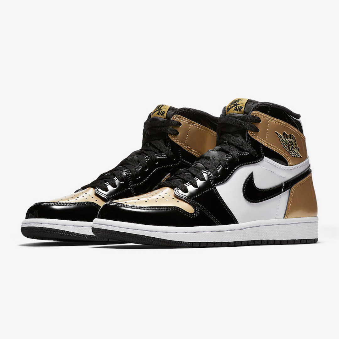 Air-Jordan-1-Retro-High-OG-NRG-Gold-Toe3.png