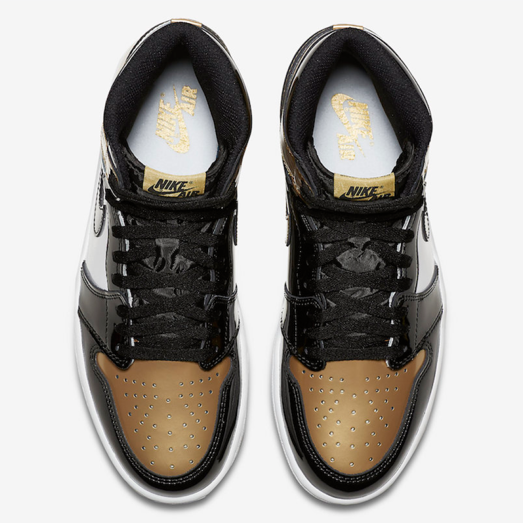 Air-Jordan-1-Retro-High-OG-NRG-Gold-Toe4.png