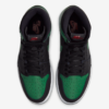 Air-Jordan-1-Retro-High-OG-Pine-Green-2.04.png