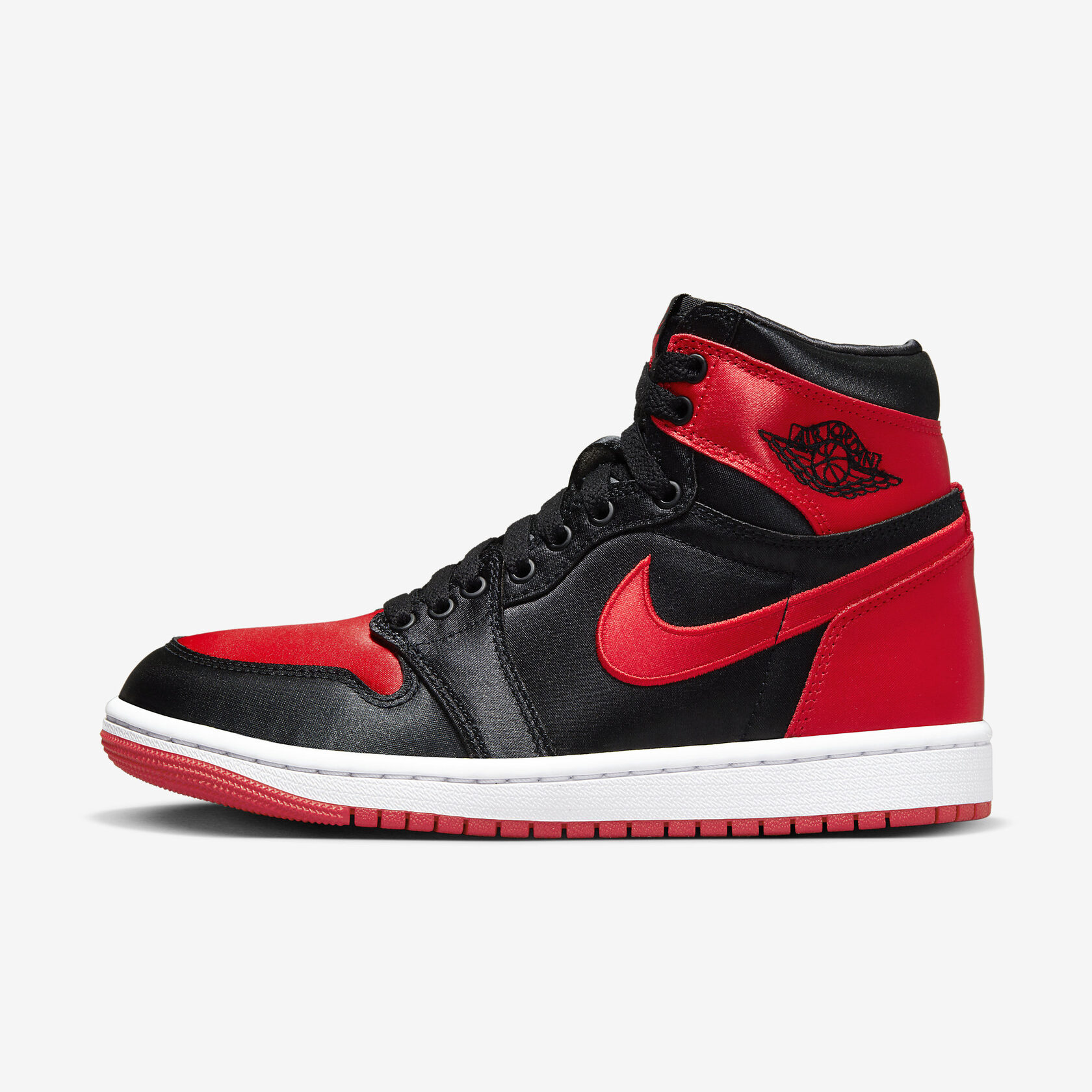 Air-Jordan-1-Retro-High-OG-Satin-Bred-W1.jpg