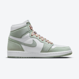 Air-Jordan-1-Retro-High-OG-Seafoam-W2.png