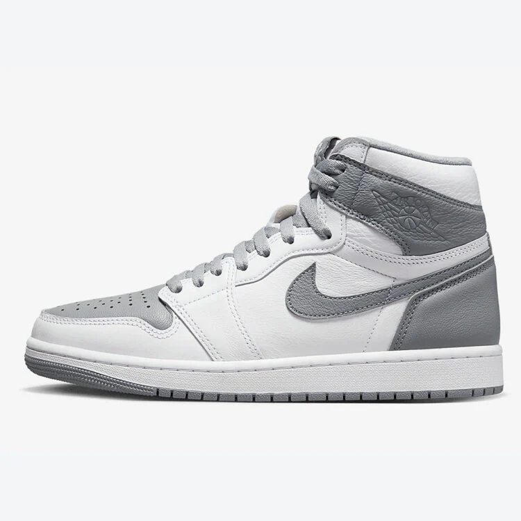 Air-Jordan-1-Retro-High-OG-Stealth1.png