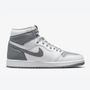Air-Jordan-1-Retro-High-OG-Stealth3.png