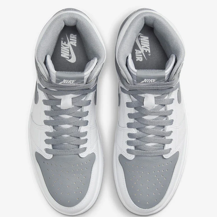 Air-Jordan-1-Retro-High-OG-Stealth4.png