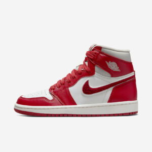 Air Jordan 1 Retro High OG "Varsity Red"