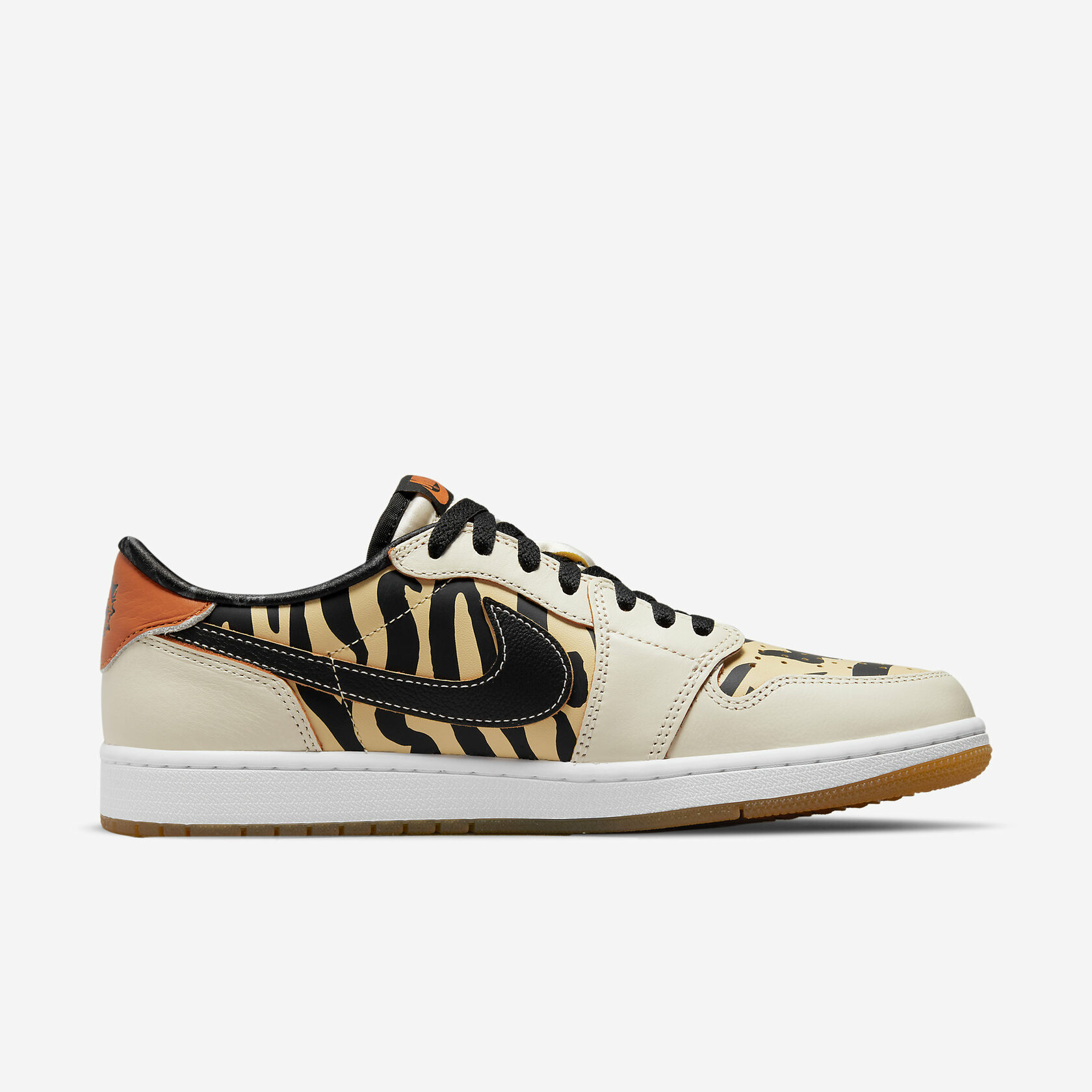 Air-Jordan-1-Retro-Low-OG-Year-Of-The-Tiger3.jpeg