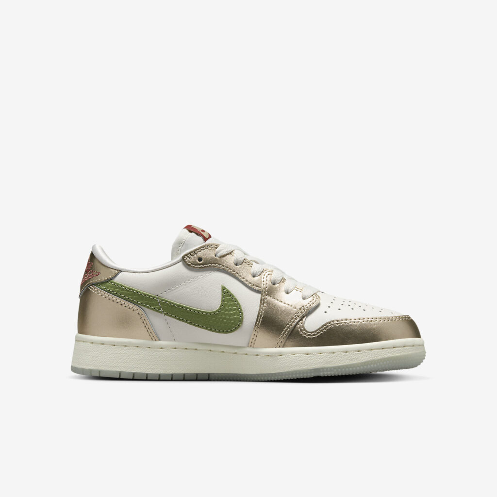 Air-Jordan-1-Retro-Low-OG-Year-of-the-Dragon-GS3.jpg