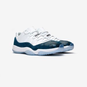 Air-Jordan-11-Low-SE-Snake-Navy5.jpg