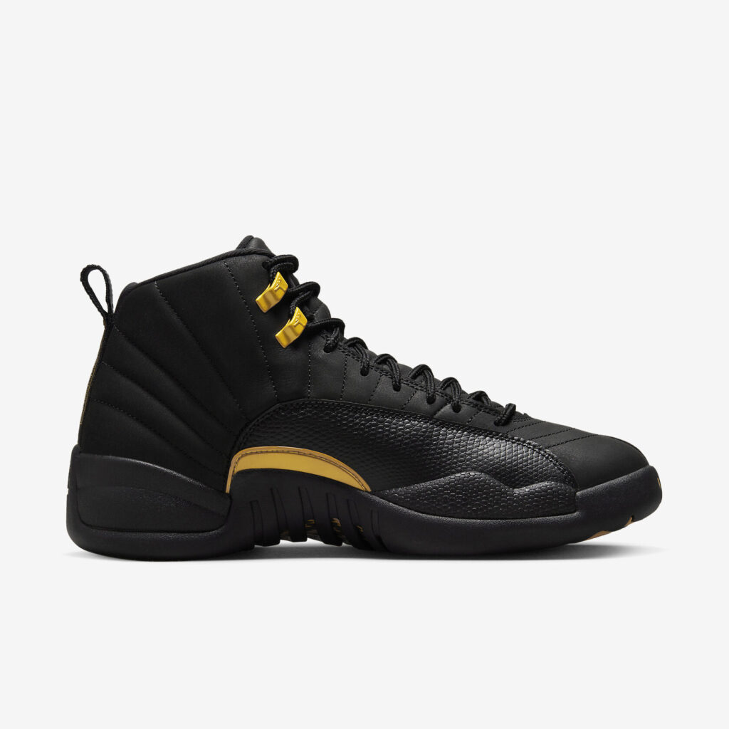 Air-Jordan-12-Retro-Black-Taxi3.jpg