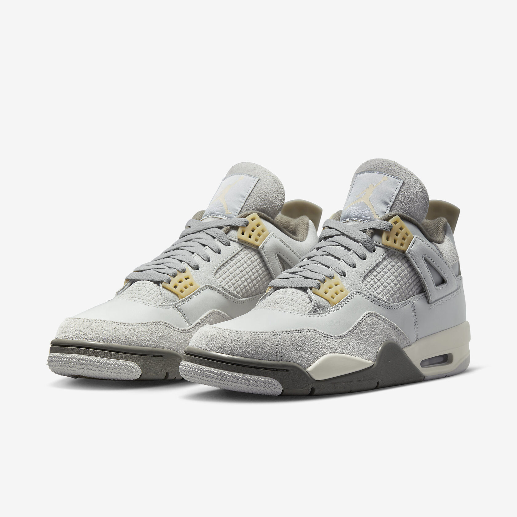 Air-Jordan-4-Retro-SE-Craft-Photon-Dust6.jpg
