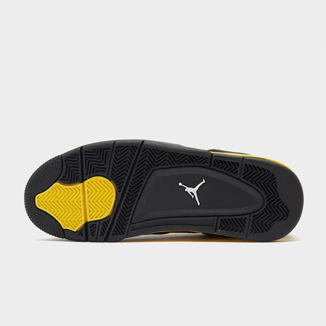 Air-Jordan-4-Thunder5.png