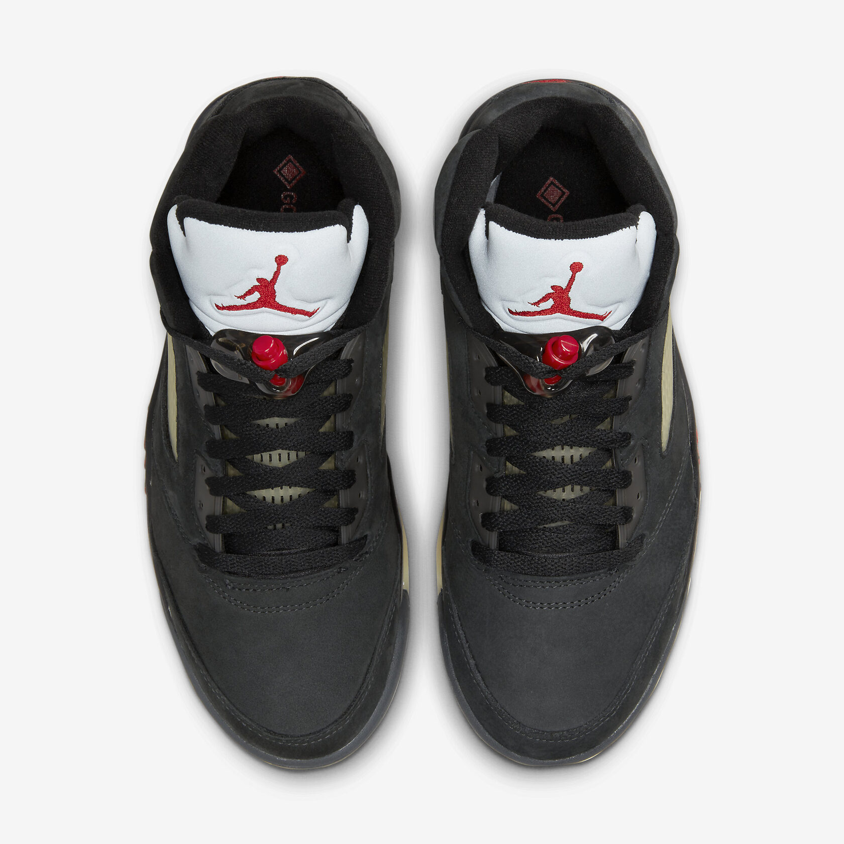 Air-Jordan-5-Gore-Tex-Off-Noir-W6.jpg