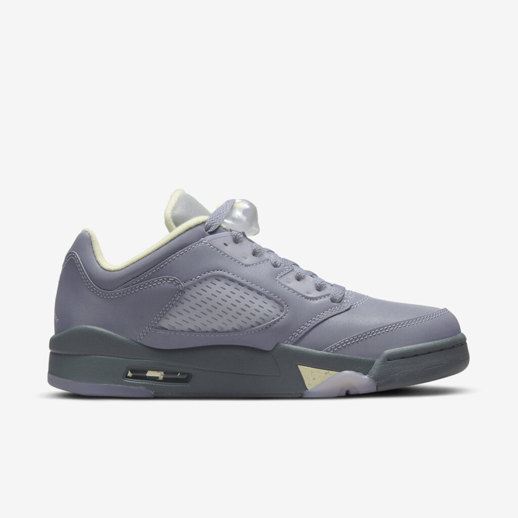 Air-Jordan-5-Retro-Low-Indigo-Haze3.jpg