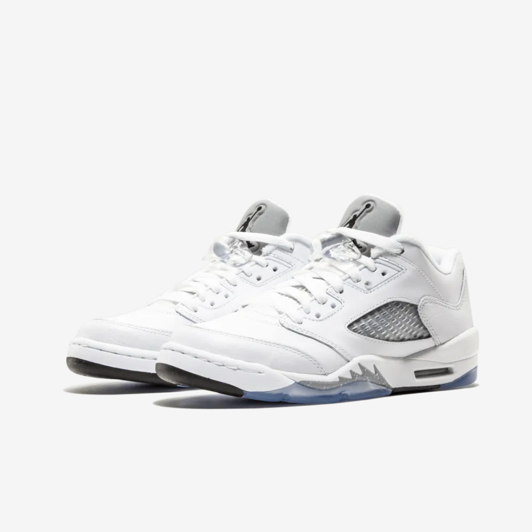 Air-Jordan-5-Retro-Low-White-Wolf-Grey-GS3.png